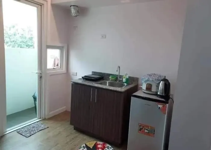 Spacious In Alabang Appartement