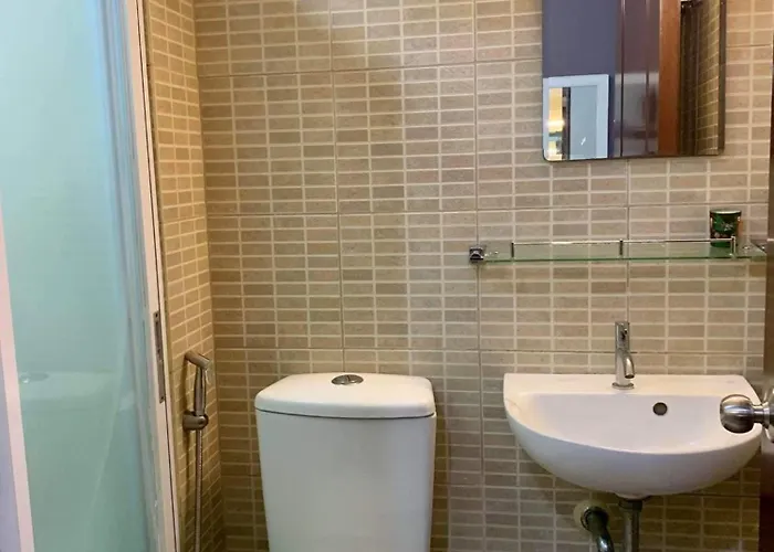 Spacious In Alabang Appartement *