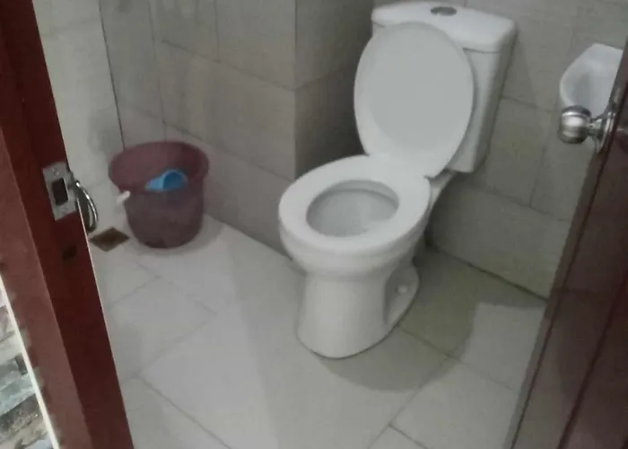 Spacious In Alabang Appartement *