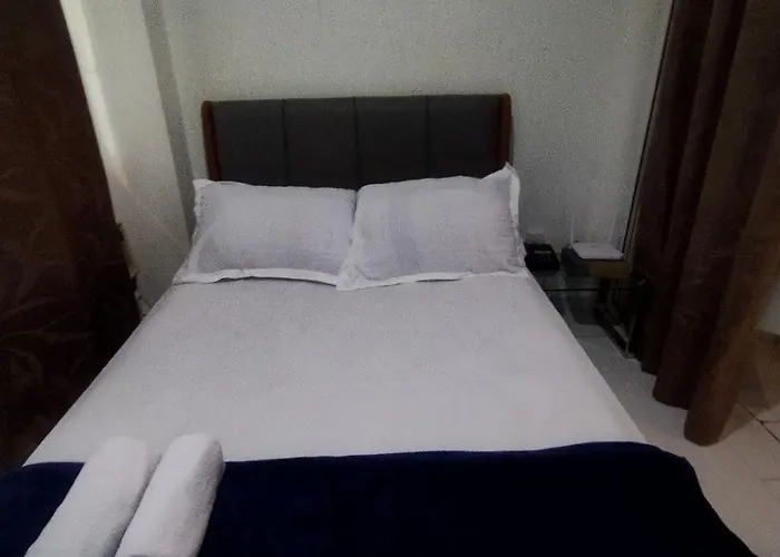 Appartement Spacious In Alabang Manille