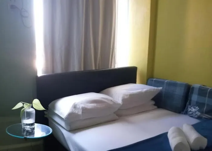 Spacious In Alabang * Manille