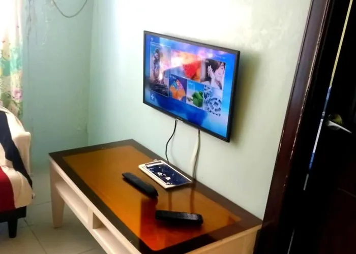 Spacious In Alabang Manille